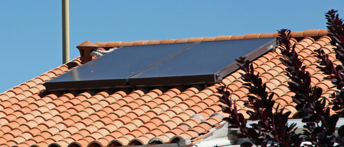 Wat is slimmer: zonneboiler of zonnepanelen?